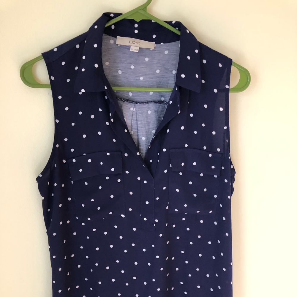Loft blue polka dot sleeveless blouse, M. EUC!